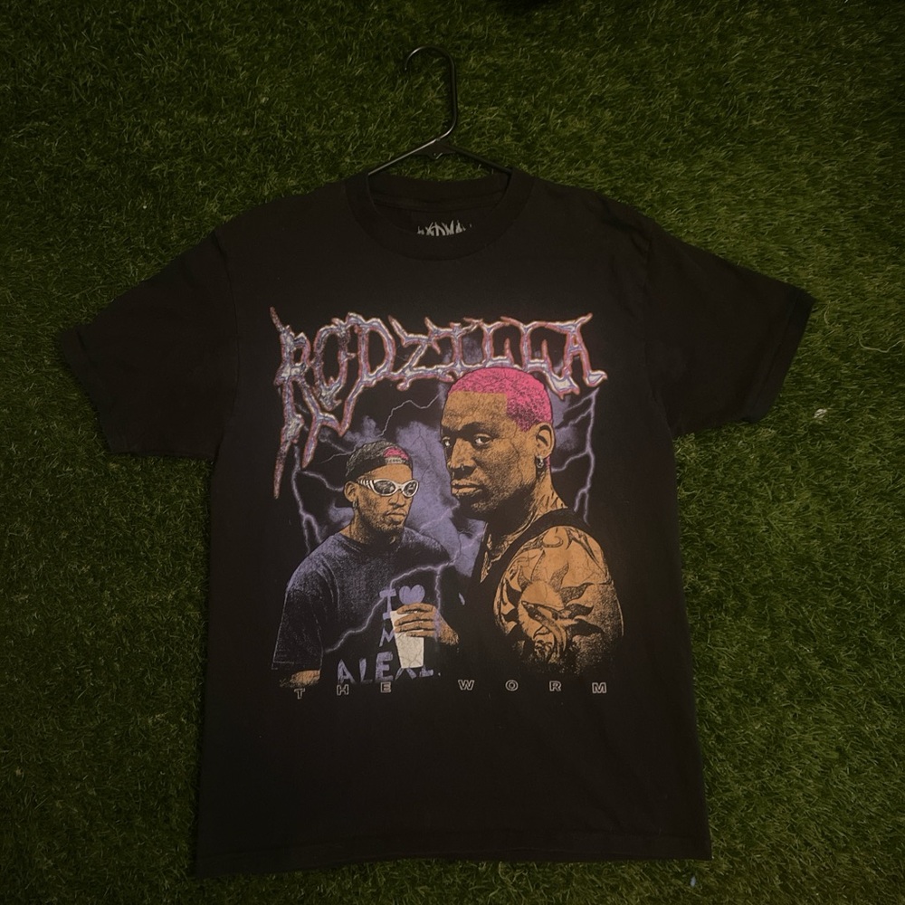 Medium - Dennis Rodman graphic tee